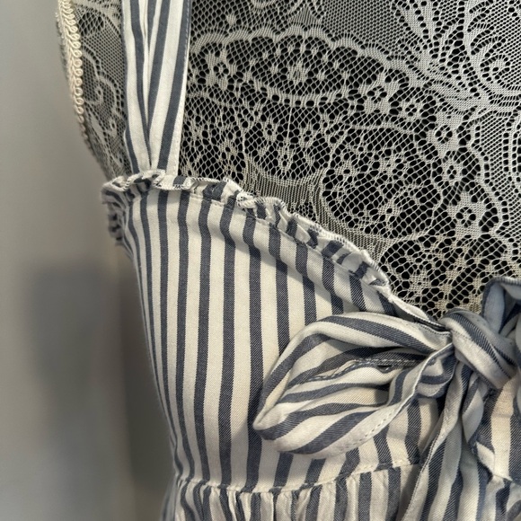 NWT AE Tie-Front Babydoll Blouse Blue/White Stripe. Sweetheart Neck Sleeveless S - Picture 16 of 16
